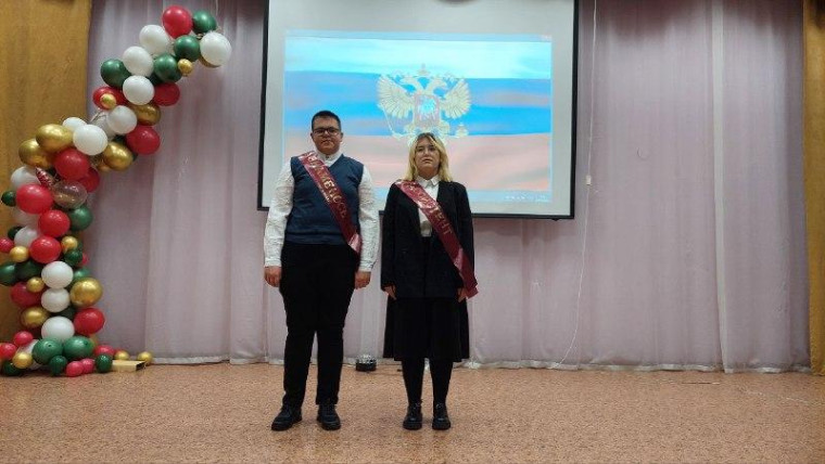27 января прошла линейка и занятие "Год защитника Отечества" (РоВ).