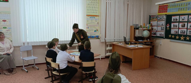 Учитель начальных классов участвовала в конкурсе.