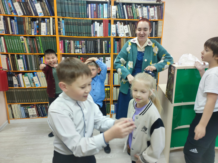 С книгой мир добрей и ярче!.